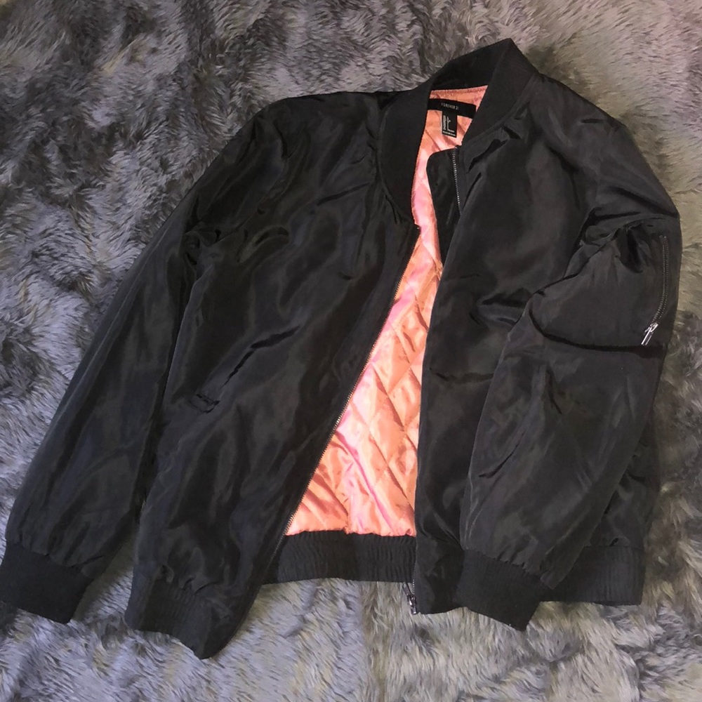 Bomber jacket